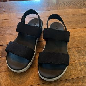 Size 9, Woman keen sandals work appropriate! Hardly warn.